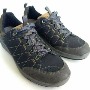 Earth Origins Navy Flinn Fallon Sneaker, Size 6
